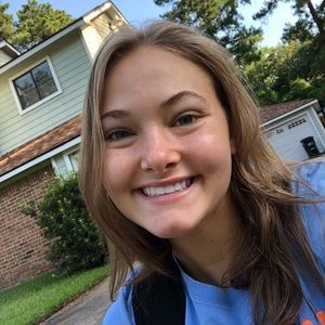 Meet your Posher, Delanni